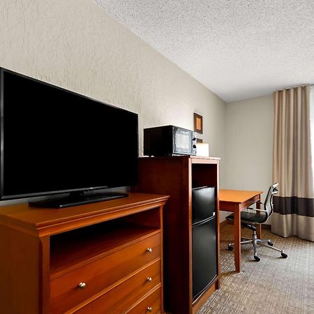 Comfort Inn St Louis - Westport Event Center Меріленд-Гайтс Екстер'єр фото