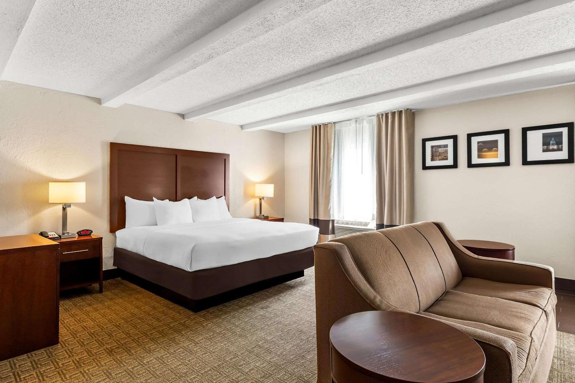 Comfort Inn St Louis - Westport Event Center Меріленд-Гайтс Екстер'єр фото