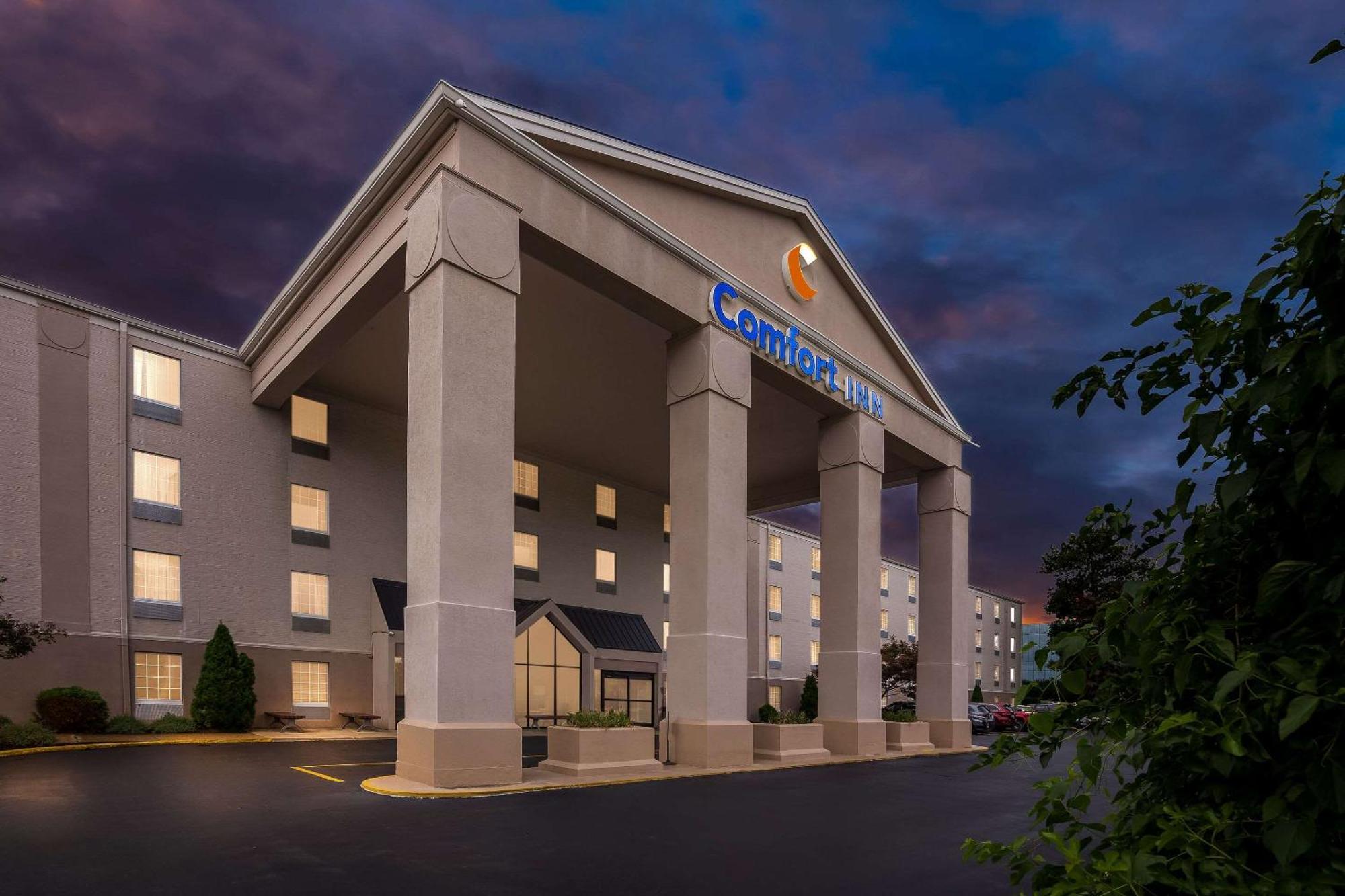 Comfort Inn St Louis - Westport Event Center Меріленд-Гайтс Екстер'єр фото